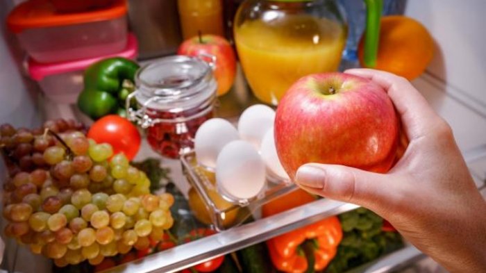 Estos son los alimentos que no deberías guardar en tu refrigerador