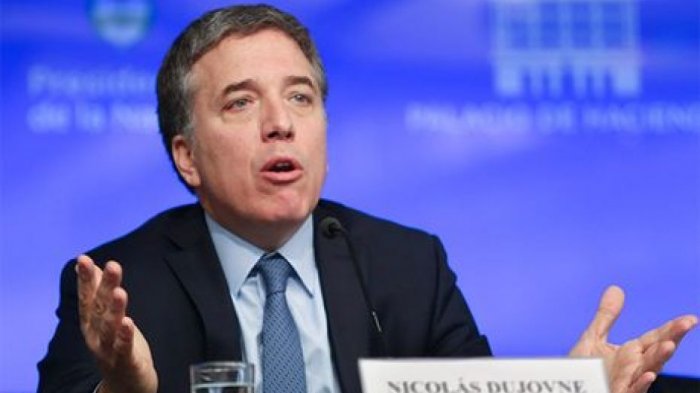 Remezón en Argentina: El ministro de Hacienda, Nicolás Dujovne, renunció a su cargo