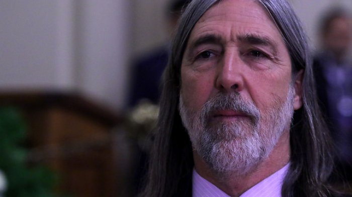 Senador Juan Pablo Letelier protagonizó accidente automovilístico