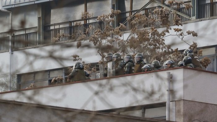 Pdte. de Centro de Estudiantes del I. Nacional rechaza presencia de Fuerzas Especiales en techo del establecimiento