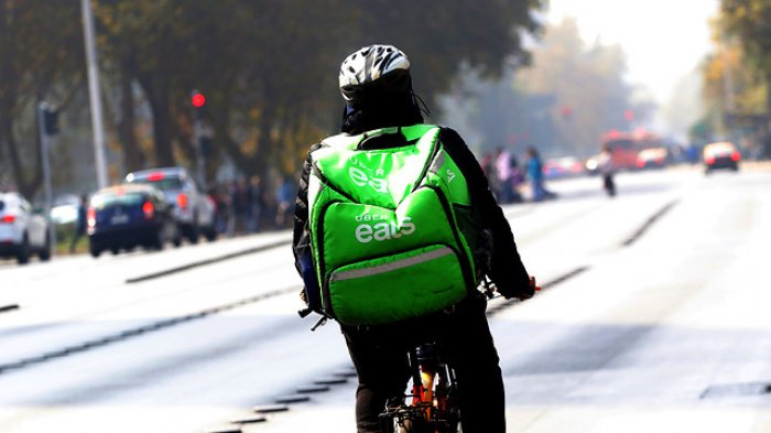 Diputados aprueban impuesto a plataformas digitales como Spotify, Netflix y Uber