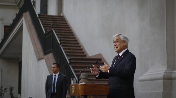 Presidente Piñera ofrece ayuda a Brasil por incendios y espera extenderla a Bolivia