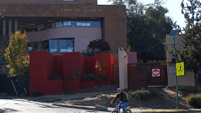 Cercano al Nido de Águilas y Mayflower: Alcalde de Lo Barnechea propone plan de integración social