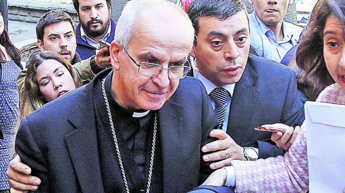 Ivo Scapolo deja la nunciatura en Chile y el Vaticano lo traslada a Portugal