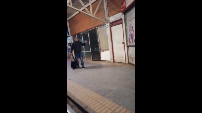 Difunden video de chileno que atacó con insultos xenófobos a venezolano