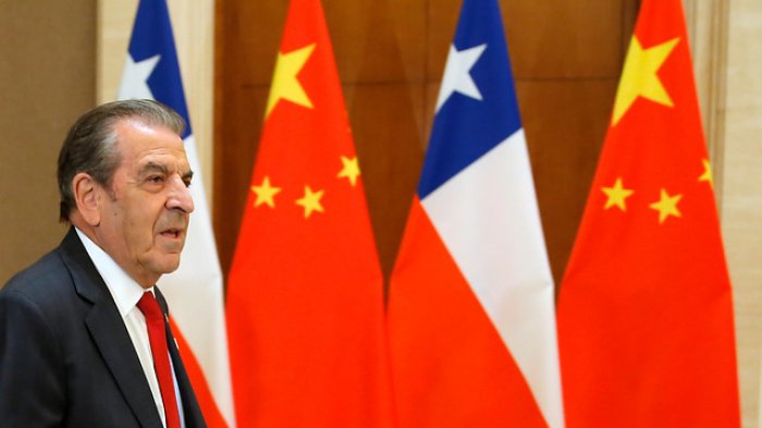 Ex presidente Frei es demandado por crédito impago en que fue aval de su hermano Francisco