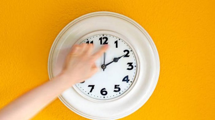 ¡Recuerda ajustar tu reloj! Esta noche se cambia la hora