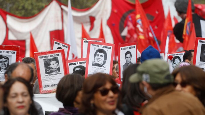 A 46 años del golpe de Estado: 10 mil personas participaron de romería hacia el Cementerio General