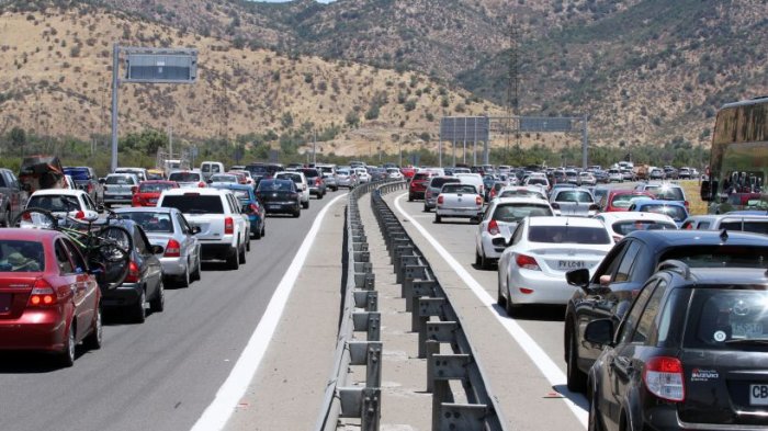 Fiestas Patrias: ¿Cuáles son los peores horarios para salir de Santiago?