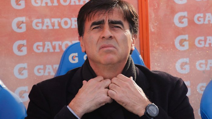 DT de la UC contra Deischler y el informe arbitral: 