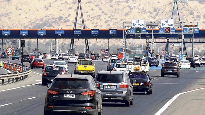 Más de 153 mil vehículos han salido de Santiago para celebrar las Fiestas Patrias