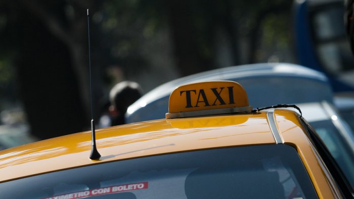 Taxista murió en calabozo de comisaría tras protoganizar accidente en estado de ebriedad