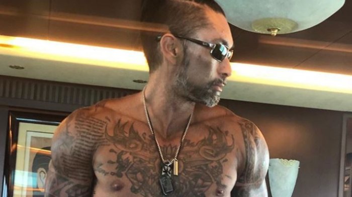 Marcelo Ríos vuelve a llamar la atención por su apariencia