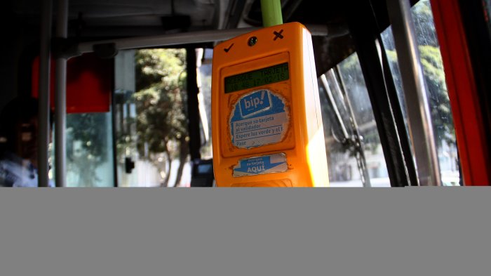 Metro sube $30 en horario punta y valle: Así quedan los precios tras aumento de pasajes