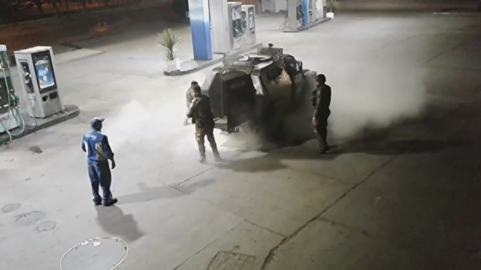 Encapuchados atacaron estación de servicio en Villa Francia