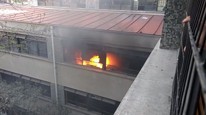 Incendio afectó al Instituto Nacional: Gobierno anuncia querella