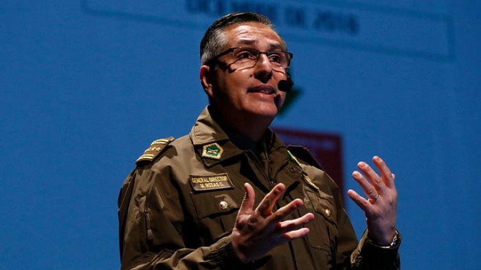 General director de Carabineros afirma que actuar en protestas no es 