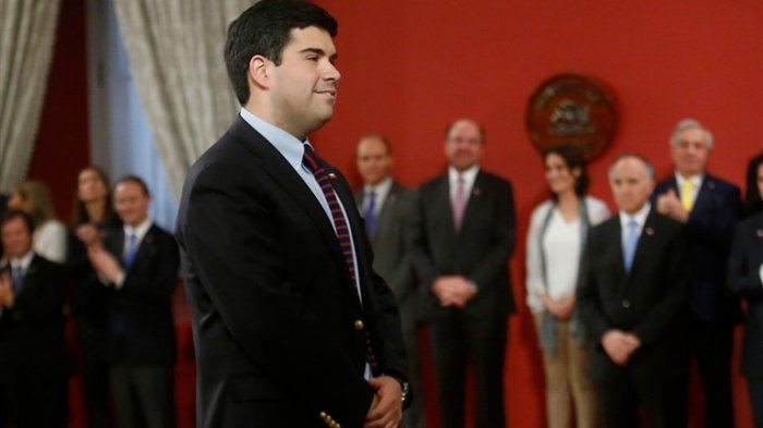 Los polémicos tuits de Julio Isamit contra Cruz-Coke y el matrimonio igualitario