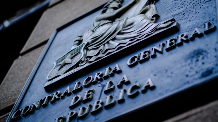 Arriesgan sumarios: Contraloría exige a Carabineros protocolos vigentes de actuación en manifestaciones