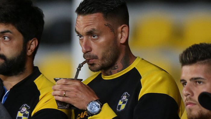 La burlesca respuesta de Pinilla a video que muestra a observador del INDH herido por carabineros