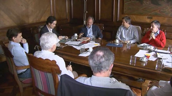 Sueldo mínimo y reforma tributaria fueron parte de la reunión entre Gobierno y empresarios