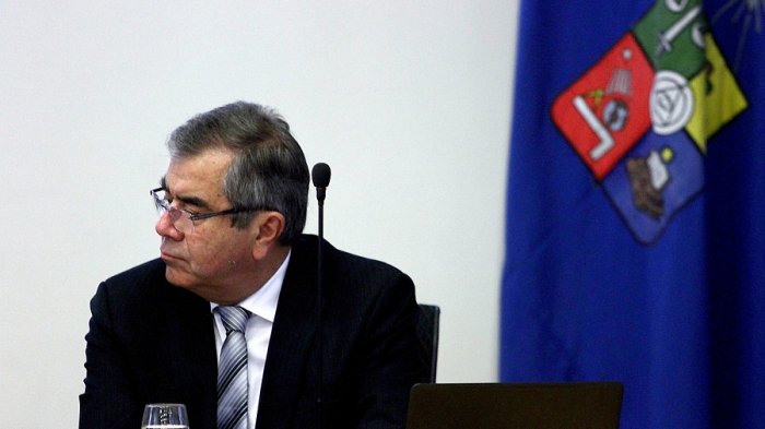 U. de Talca define que sueldo mínimo a trabajadores será de $500 mil y altos directivos ganarán menos