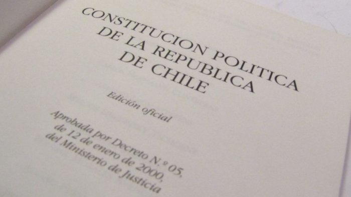 Consejo de Rectores hizo pedido al Gobierno para cambiar la Constitución