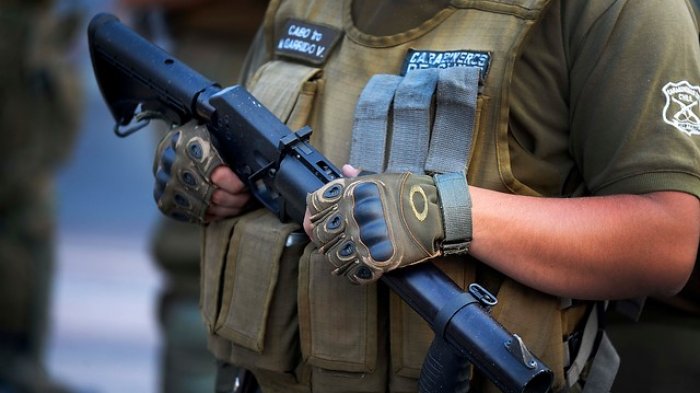 INDH presenta querella contra Carabineros por ataque a uniformada que andaba de civil