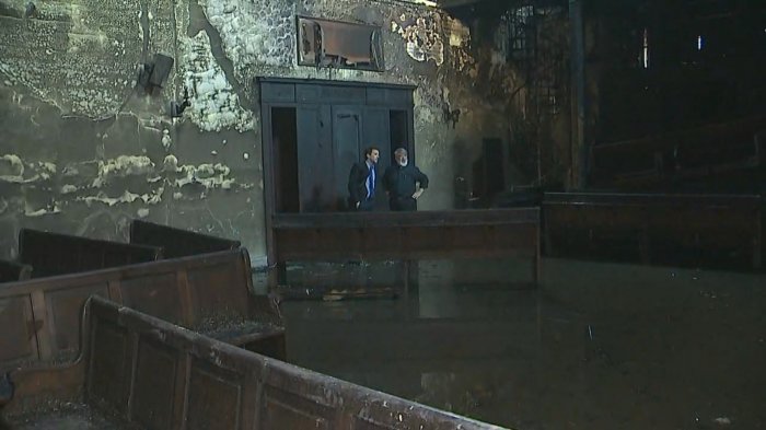 Histórica iglesia en Barrio Lastarria quedó con graves daños tras incendio: 