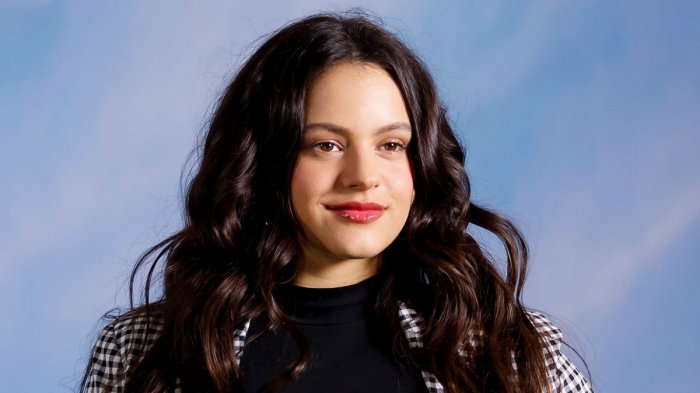 Rosalía envía apoyo a Mon Laferte tras protesta en los Latin Grammy 2019