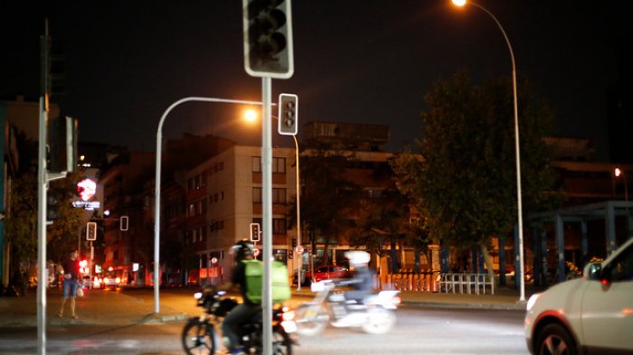 Anuncian que repararán 118 semáforos en cruces críticos de Santiago