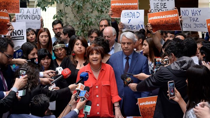 Parlamentarios de oposición presentaron acusación constitucional contra Sebastián Piñera