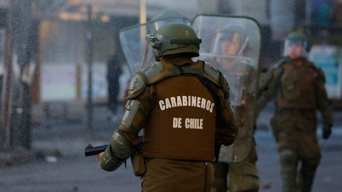 Carabineros tras manifestaciones del jueves: Registran más de 4.100 saqueos y 2.500 uniformados lesionados