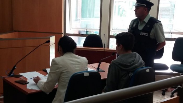 Formalizan a carabinero acusado de participar en un incendio de barricadas en Talca