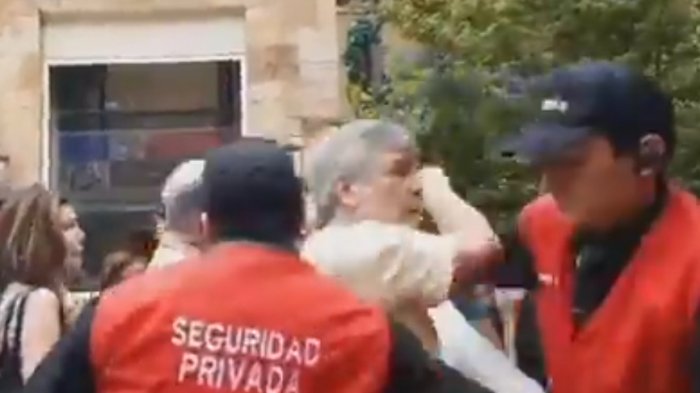 Scotiabank despide a gerente que agredió a una mujer en Portal La Dehesa