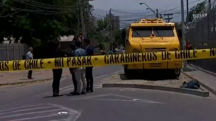 Asalto frustrado a camión de valores en Maipú terminó con dos personas heridas