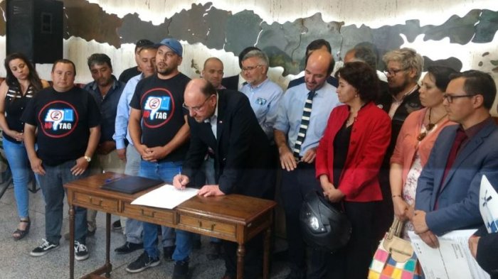 Tras manifestaciones, Gobierno propuso condonación de 80% de deudas por uso de TAG