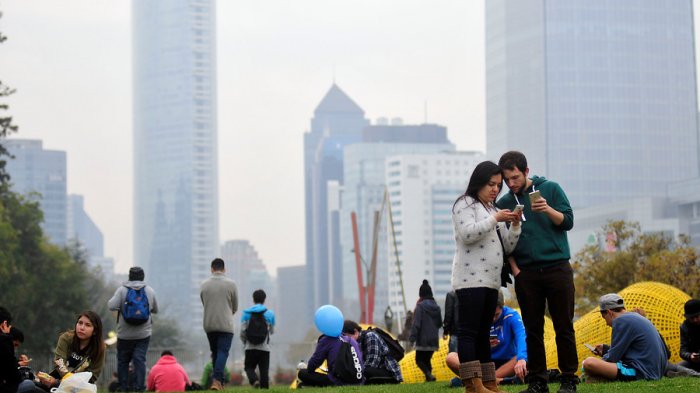 Maratón, gastronomía y música: Organizan actividad gratuita para comunidad migrante en Santiago