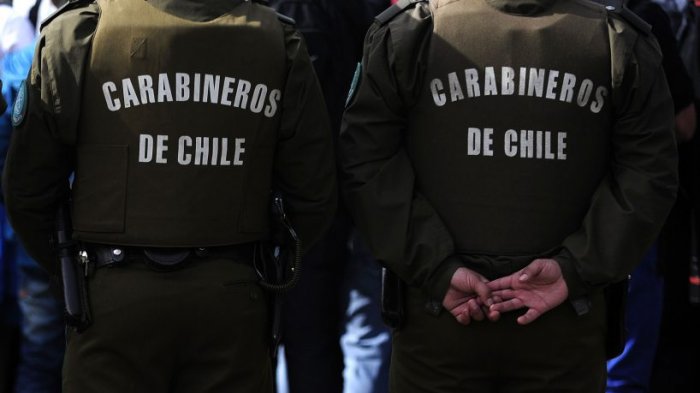 Contraloría aclara que himno de Carabineros sólo puede ser entonado en ceremonias y actos oficiales