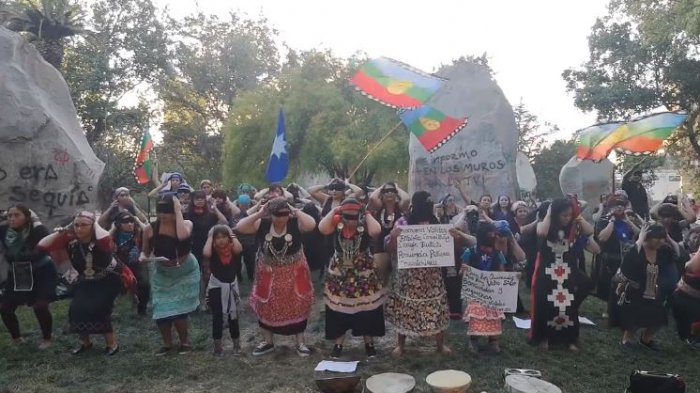 Mujeres mapuche interpretaron su propia versión de 