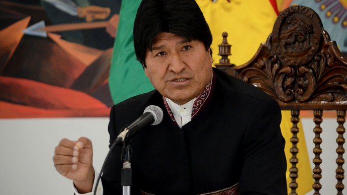 Evo Morales sale de México hacia Cuba en un 