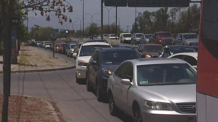 Se registra gran congestión vehicular en Autopista Central por trabajos en la vía