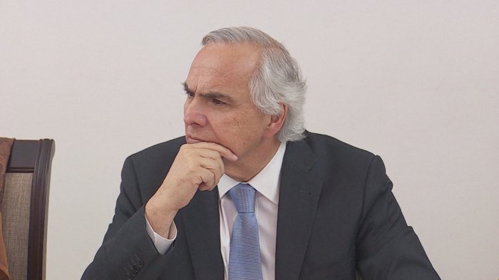 No podrá ejercer cargos públicos por 5 años: Senadores aprueban acusación constitucional contra Chadwick