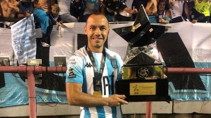 Con tres chilenos en cancha Rancing se consagró campeón del Trofeo de los Campeones en Argentina