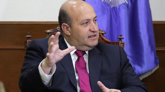 Fiscal Guerra por saqueos e incendios: 