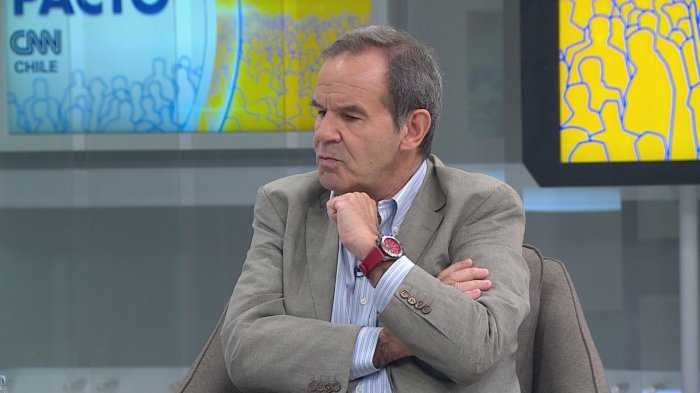 Senador Allamand por división en Chile Vamos: 