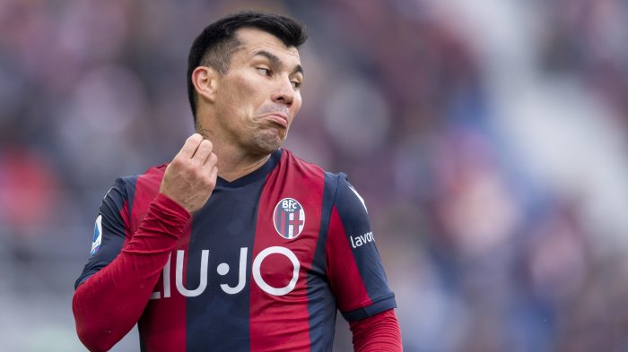 “El endemoniado chileno”: La reacción de medios internacionales tras pelea de Gary son su DT