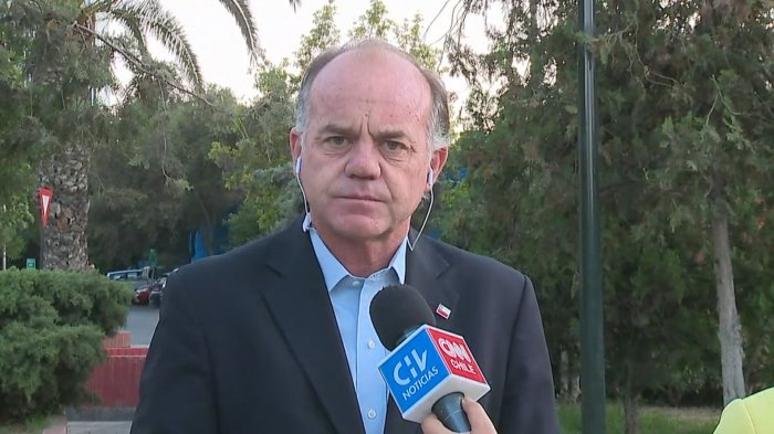 Ministro Walker por intencionalidad en incendios de Valparaíso: “Hay evidencia y los vamos a pillar”