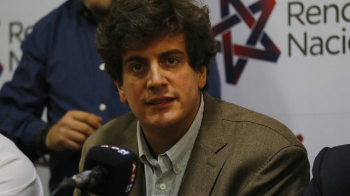 Nueva Constitución: Parlamentarios RN proponen iniciativas en caso de que gane el NO en el plebiscito