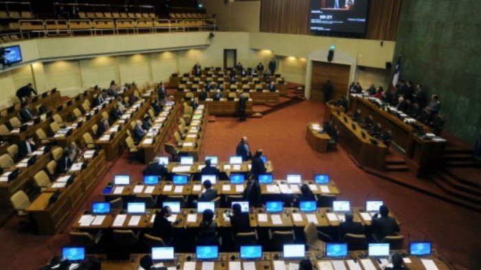 Diputados rechazan moción de censura contra Mesa de la Cámara